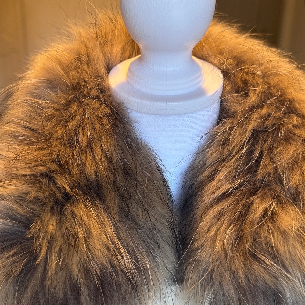 Andrew Marc Virgin Wool & Raccoon Fur Coat - Picture 4 of 11